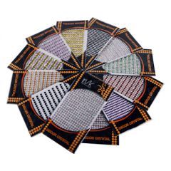 Стразы на клеевой основе для декорирования крупные (3размера, в ассорт.)