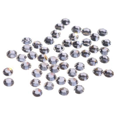 Стразы Сваровски Австрия белые 50шт(3 размера)