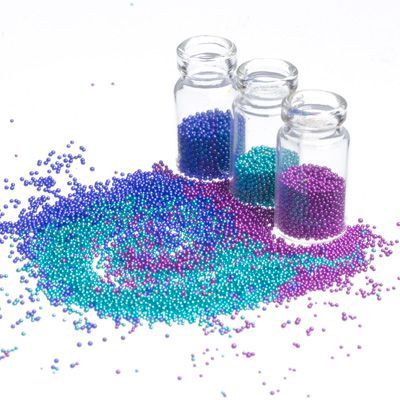 Бисер в стеклянной бутылочке