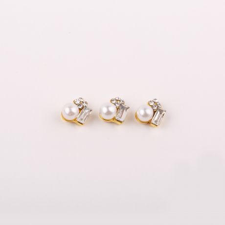 №09 Стразы E.Co Nails объёмные с золото, жемчужина (3шт)