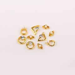 №10 Стразы E.Co Nails объёмные золотые треугольники, ромбы, капли, круги (9шт)