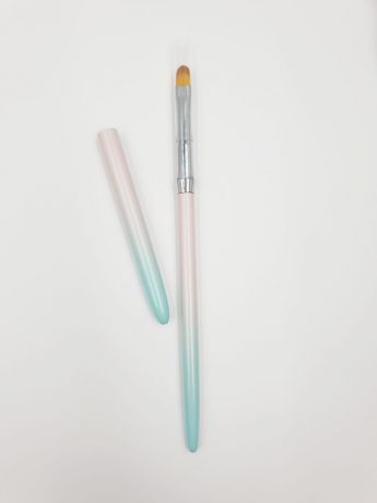 Кисть полукруглая с колпачком "Градиентная"