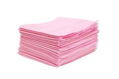 Простыня 200х70 cм,в сложении Розовая 25 шт/уп 17 гр/м2